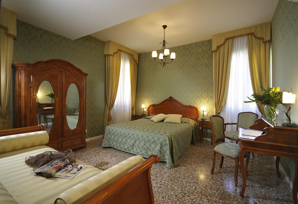 B&B Al Palazzetto Venezia Eksteriør bilde
