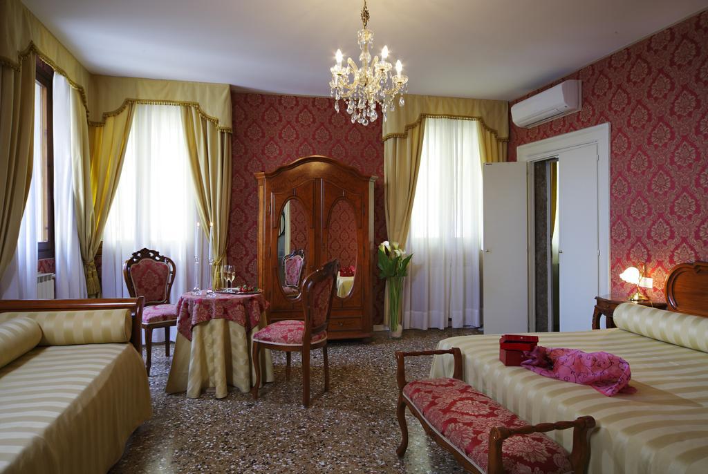 B&B Al Palazzetto Venezia Eksteriør bilde